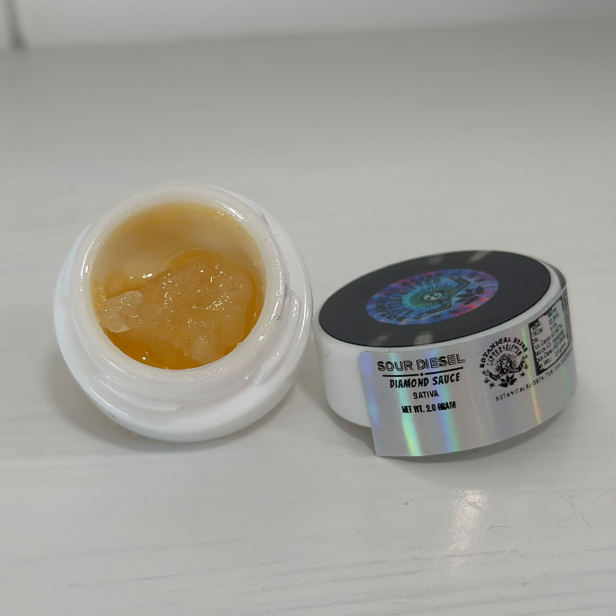 2g Diamonds with Live Resin Sauce